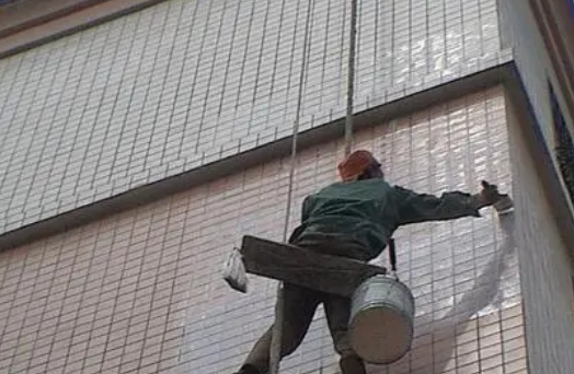 十堰市卫生间漏水维修公司分享下十堰市外墙防水的必要性。